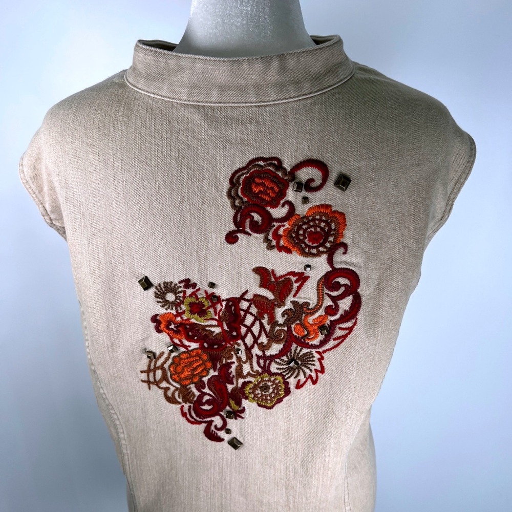 Christopher Banks Tan Denim Vest Embroidered Floral Butterfly Studded Size XL - Picture 3 of 14